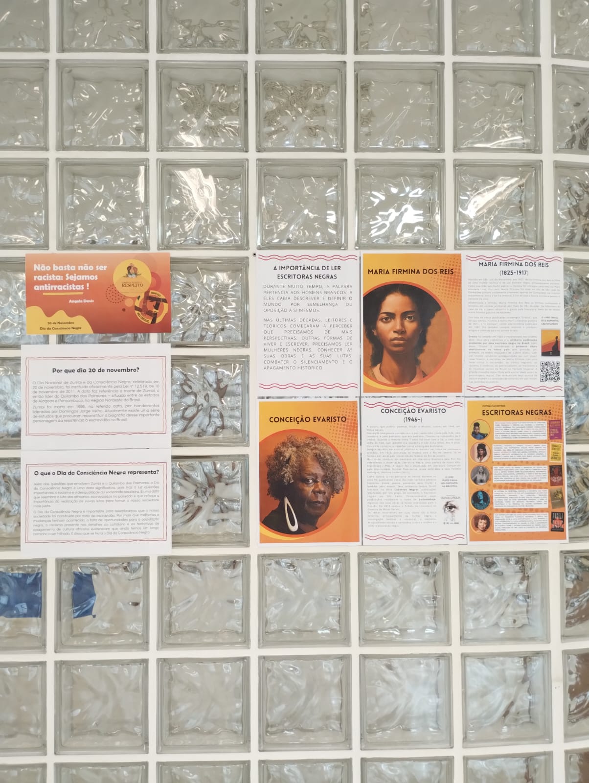 Biblioteca organiza exposição no mês da Consciência Negra