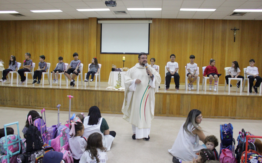 Celebração do Lava-pés e partilha dos pães