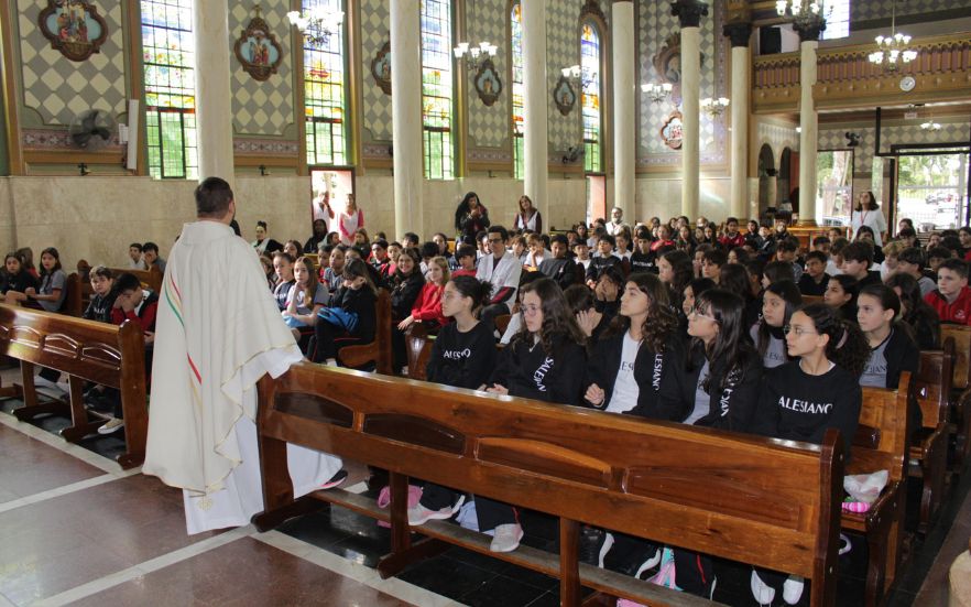  Celebração de Páscoa - 6º ao 9º ano